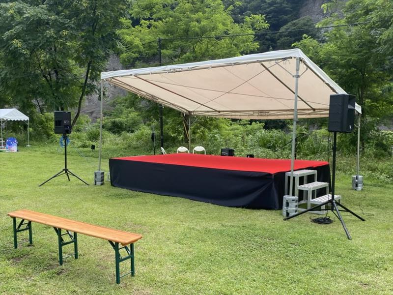 ビアテーブルセット 現場の様子