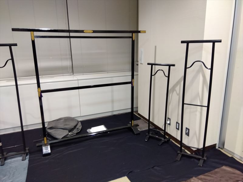 衣桁 現場の様子