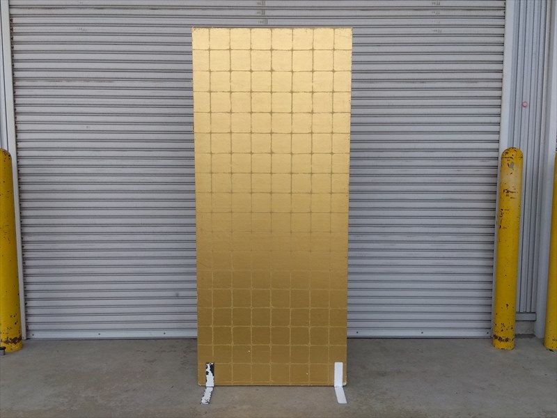 金色パネル